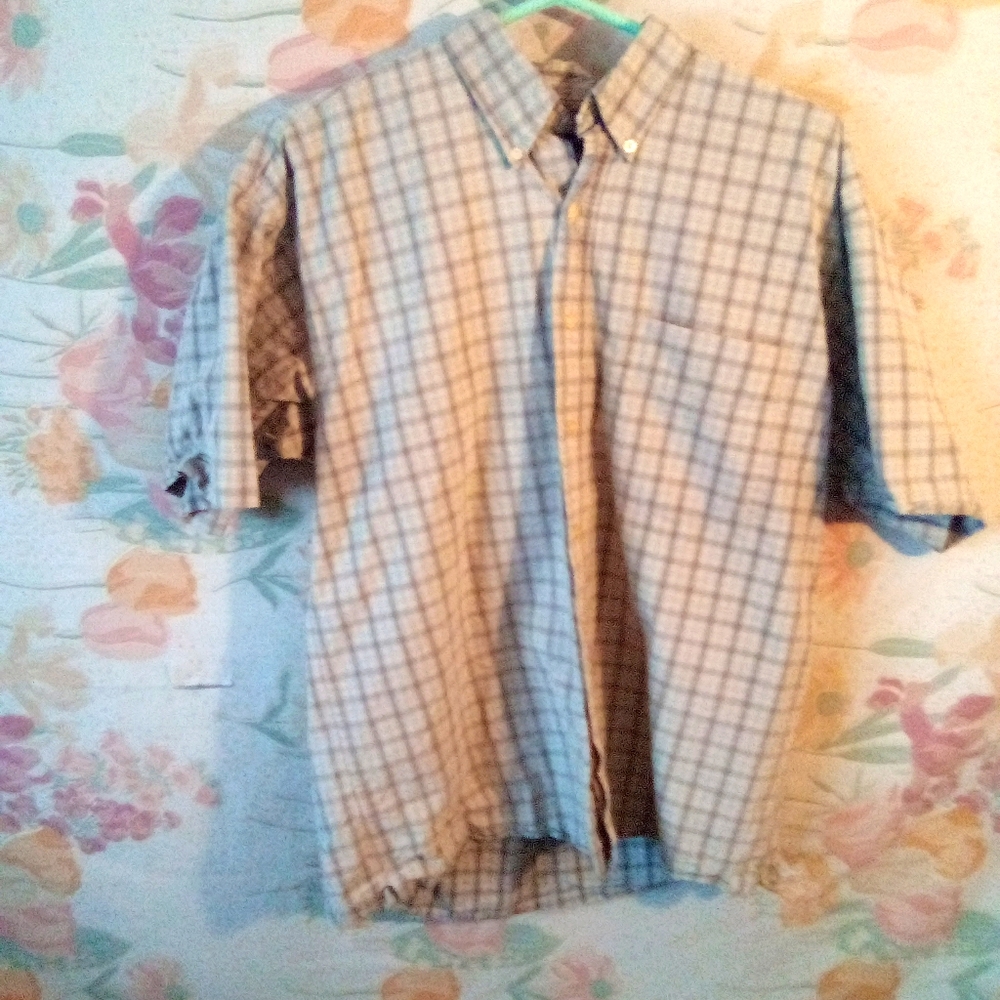 Robert stock short sleeve button-up medium